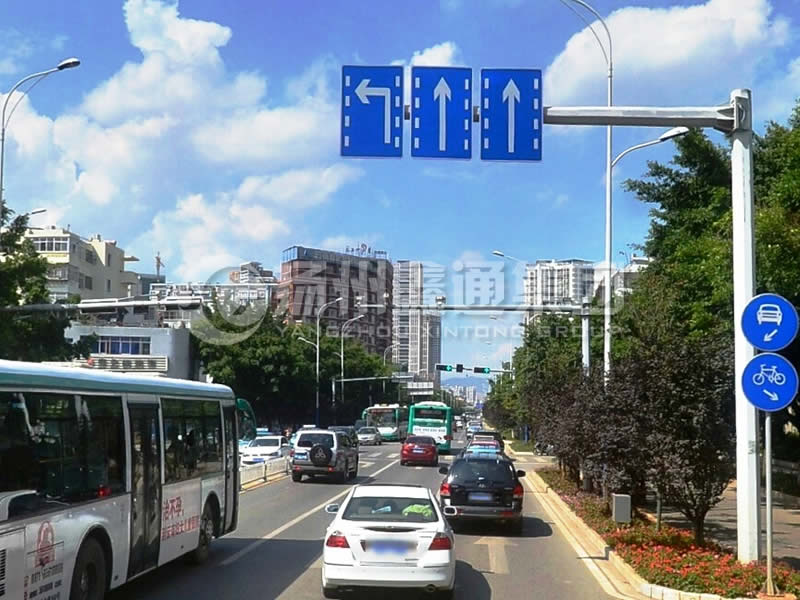 BZG-007，交通標(biāo)志桿，分道標(biāo)志桿
